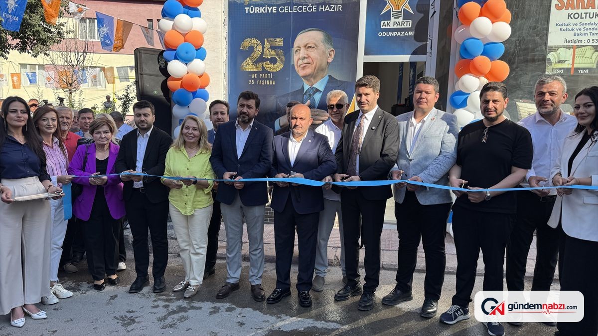 Eskişehir'de AK Parti Odunpazarı Emek irtibat bürosu açıldı