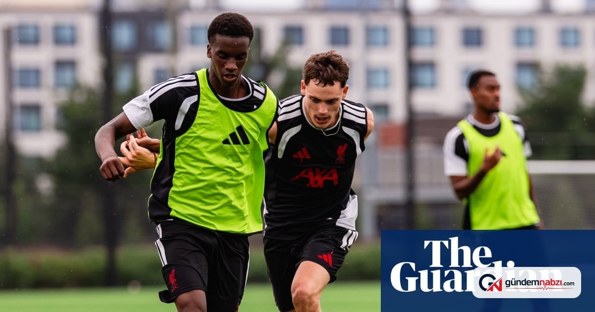 Iraola'dan hızlı tempo uyarısı: Liverpool'da hazırlıklar sürüyor