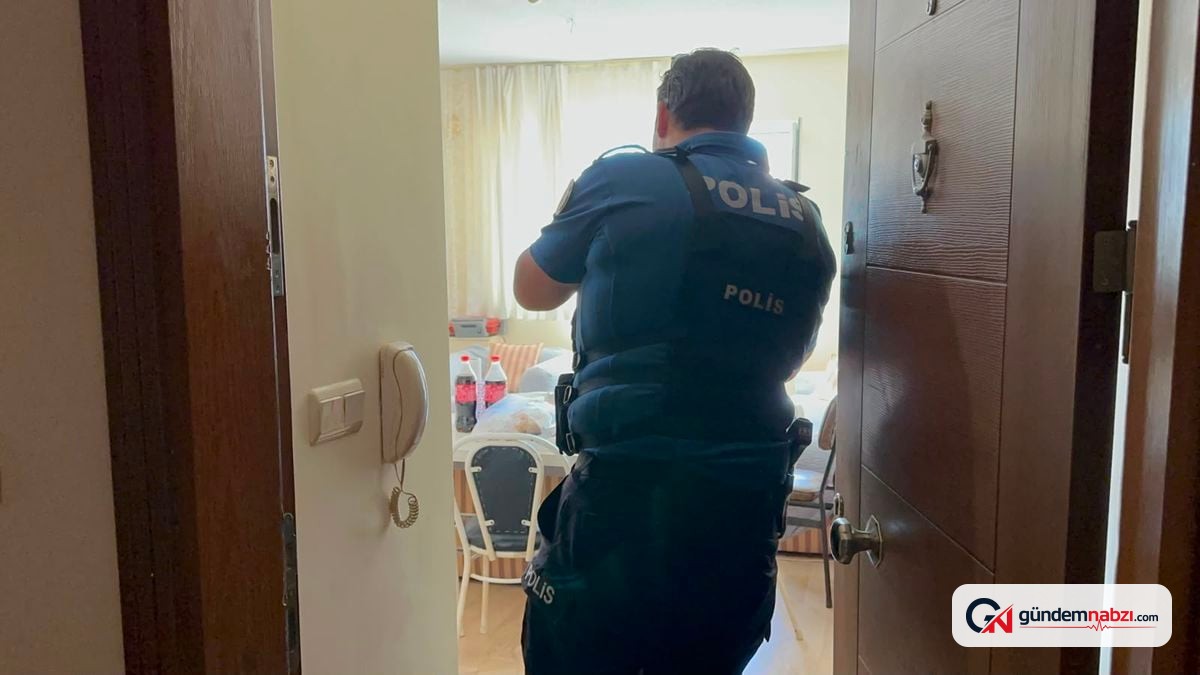 Bursa'da kötü koku ihbarı yapılan evde bir kişinin cesedi bulundu