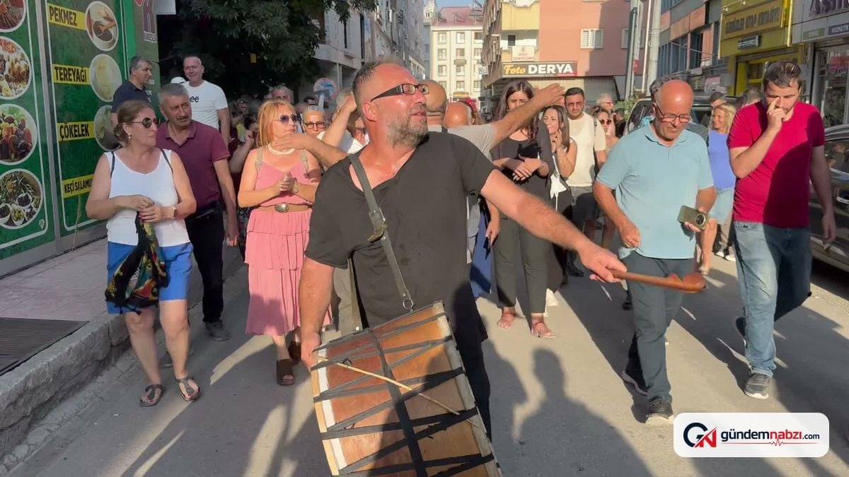 Tunceli'de maden projelerine karşı davullu zurnalı yürüyüş