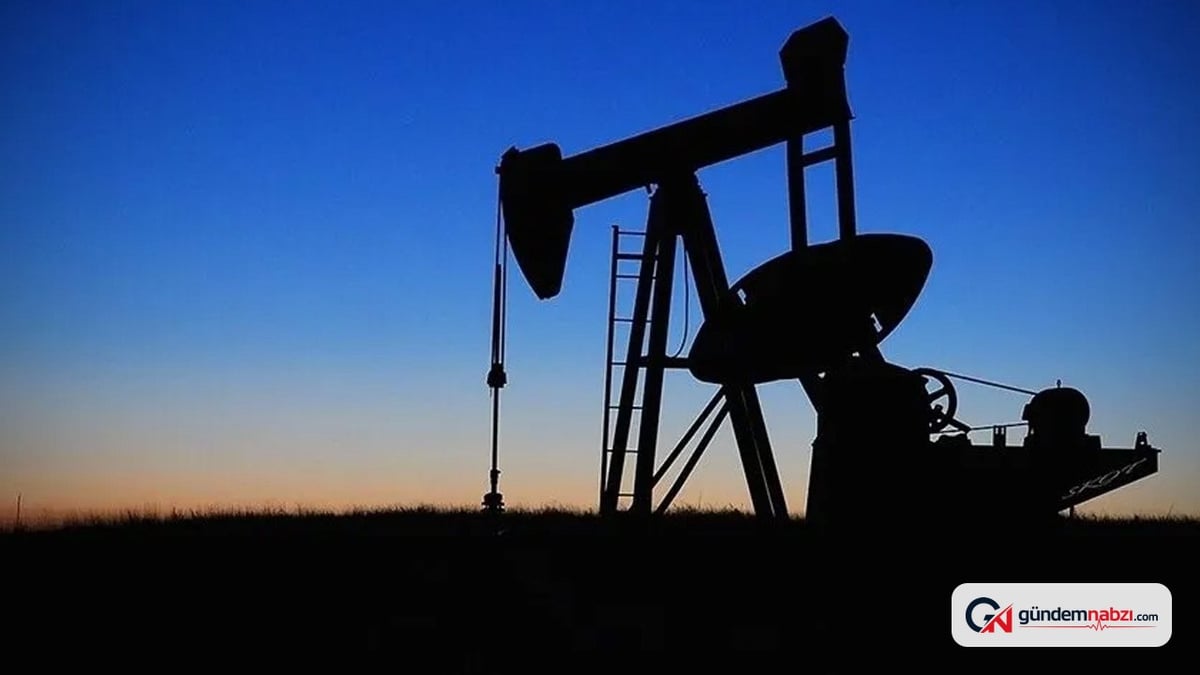 İran, savaş ortamında 18 milyar dolarlık petrol satışı yaptı