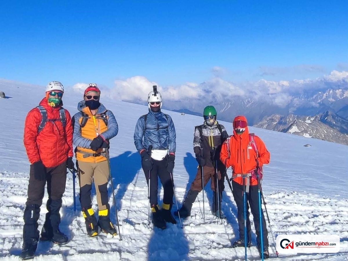 Kayserili dağcılar Elbruz Dağı zirvesine ulaştı