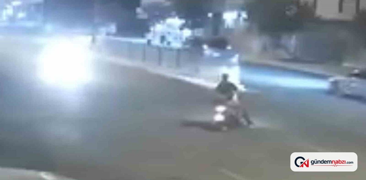 Elazığ'daki motosiklet kazası güvenlik kameralarına yansıdı