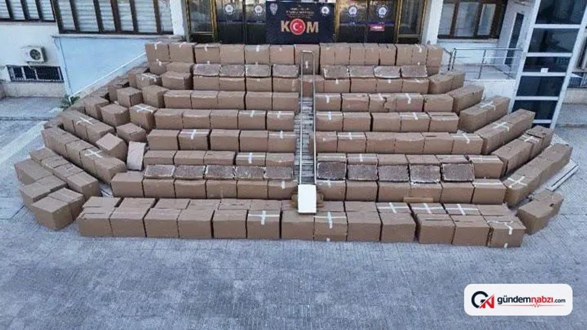 5 milyon kaçak sigara izolasyon malzemeleri arasına gizlendi