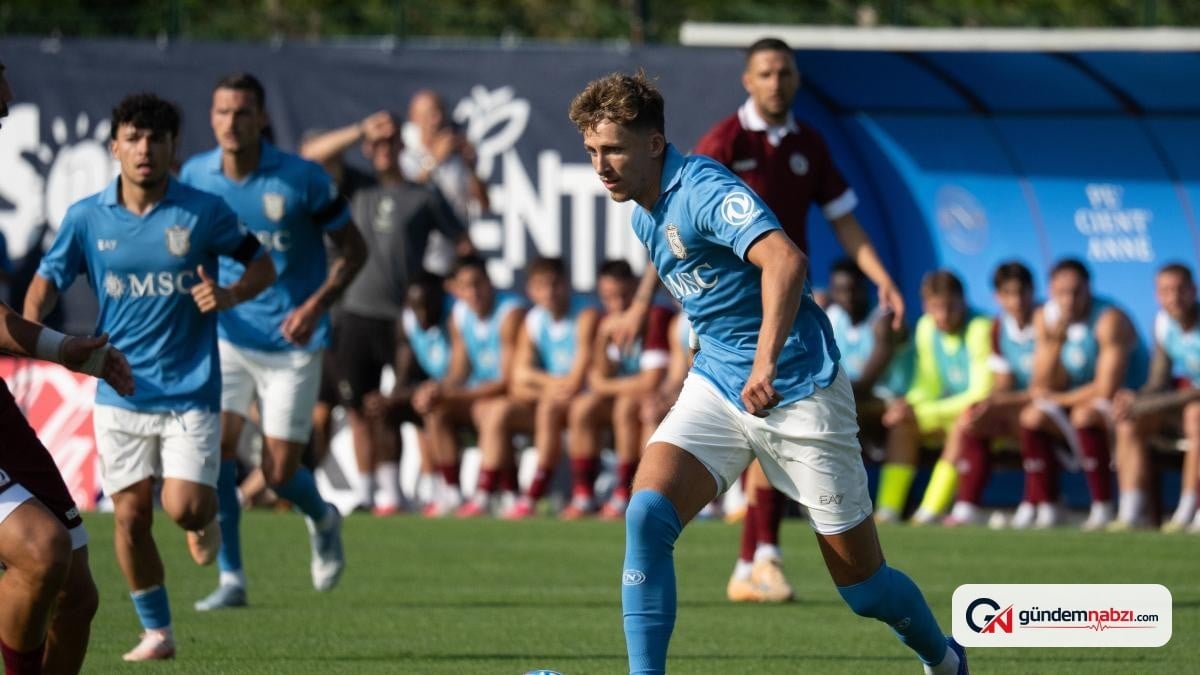 Jesper Lindstrom'un Schalke transferi başarısız oldu