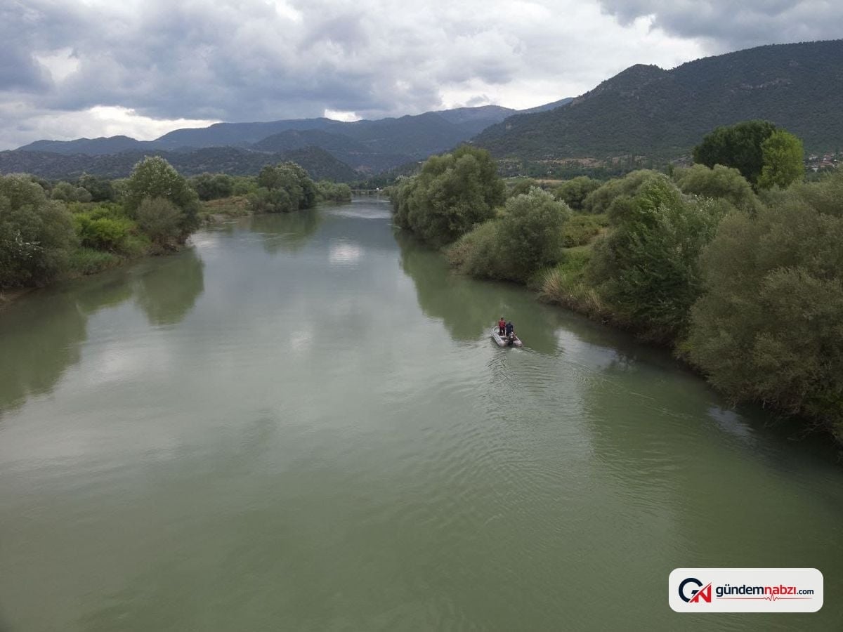 Tokat'ta Kelkit Irmağı'na düşen genci arama çalışmaları 65. günde