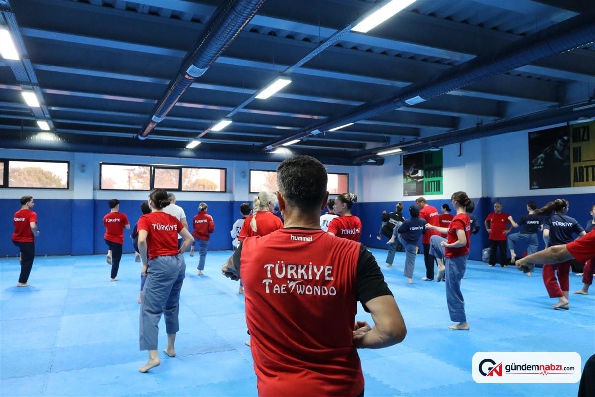 Milli tekvandocular Çanakkale'de kampa girdi