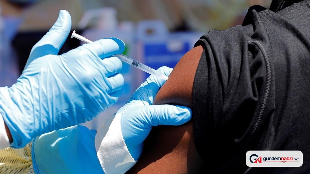 Ebola'ya karşı geliştirilen ilk deneysel aşı insanda denendi