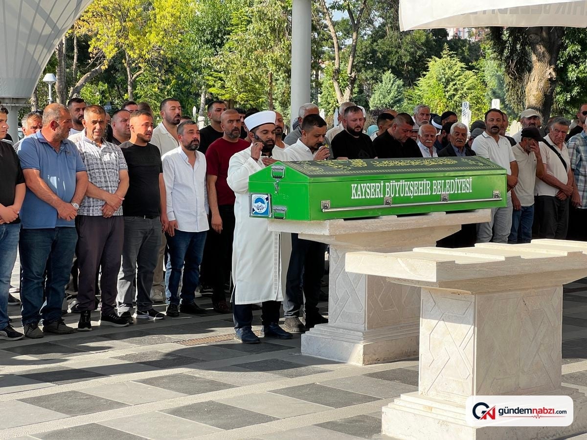 Kayseri'de inşaat arkasında bıçaklı kavgaya kurban gitti