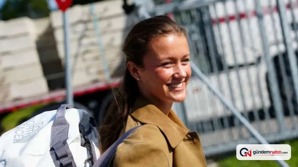 Danimarka Prensesi Isabella zorunlu askerlik görevine başladı