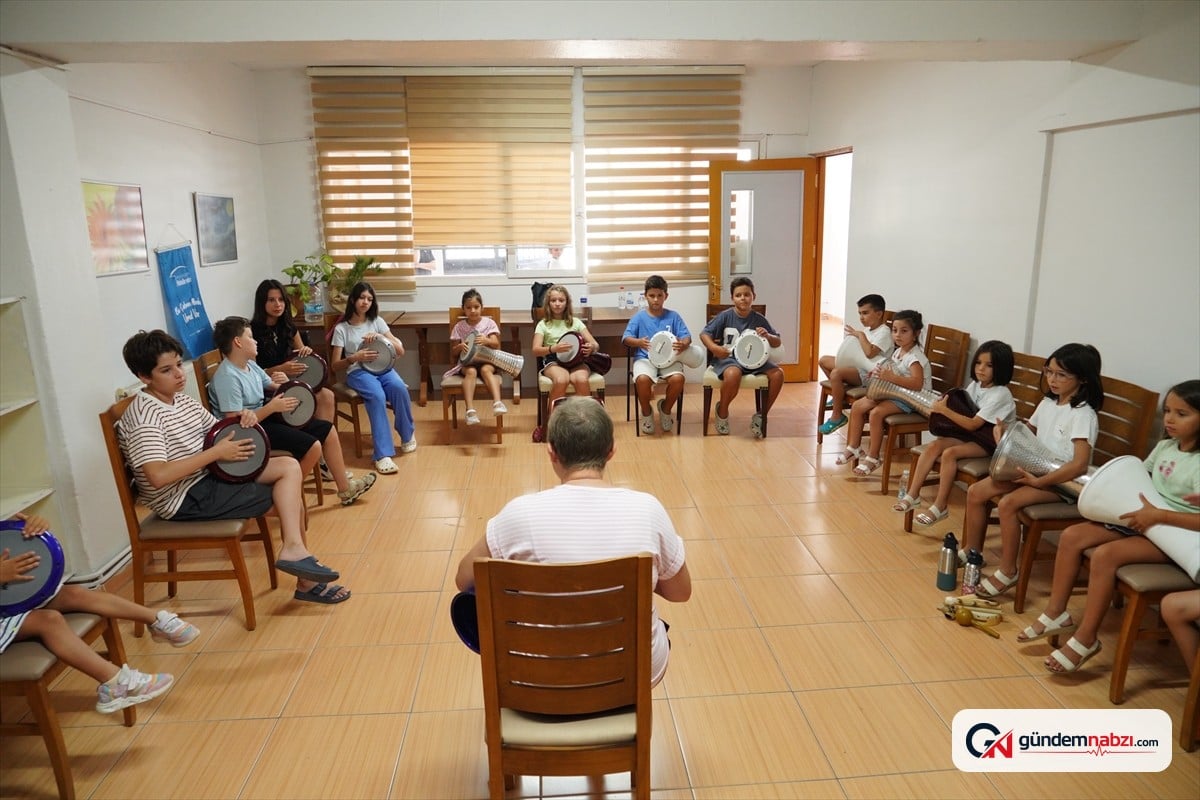 Balıkesir'de çocuklara yönelik ritim atölyesi ilgi görüyor