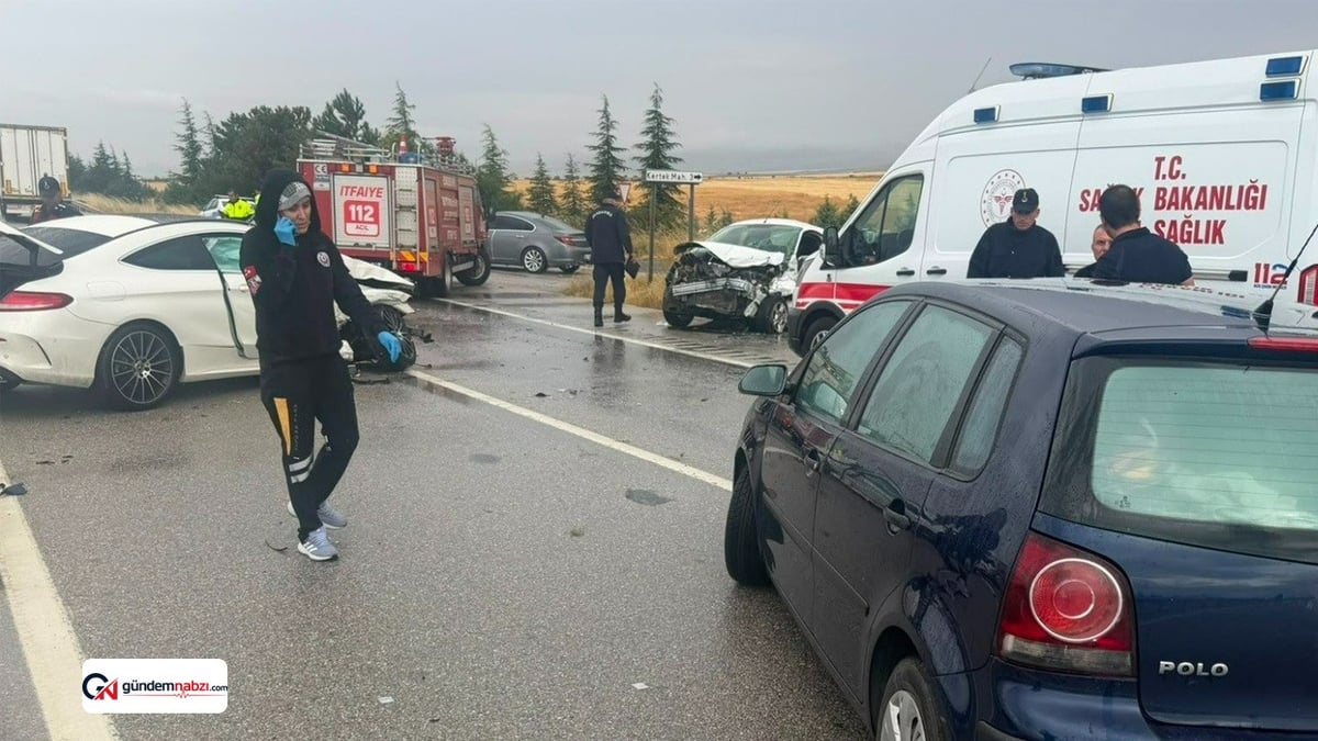 Eskişehir'de yağmur sonrası zincirleme kaza: 6 yaralı