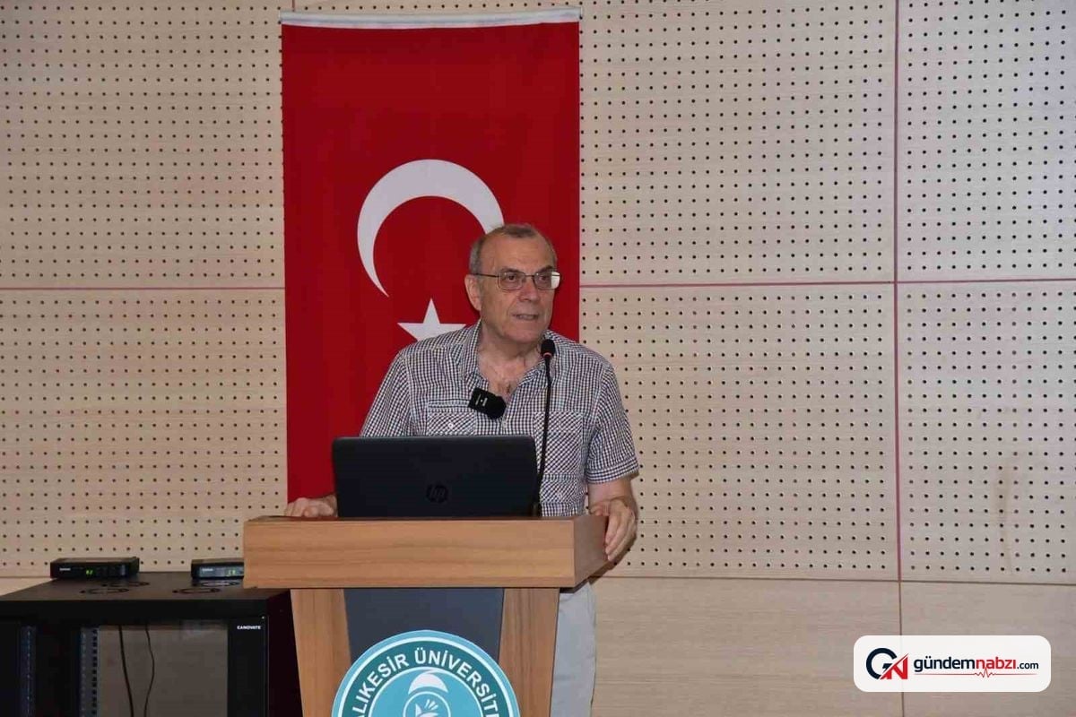 Balıkesir Üniversitesi'ndeki göstergebilim seminerleri tamamlandı