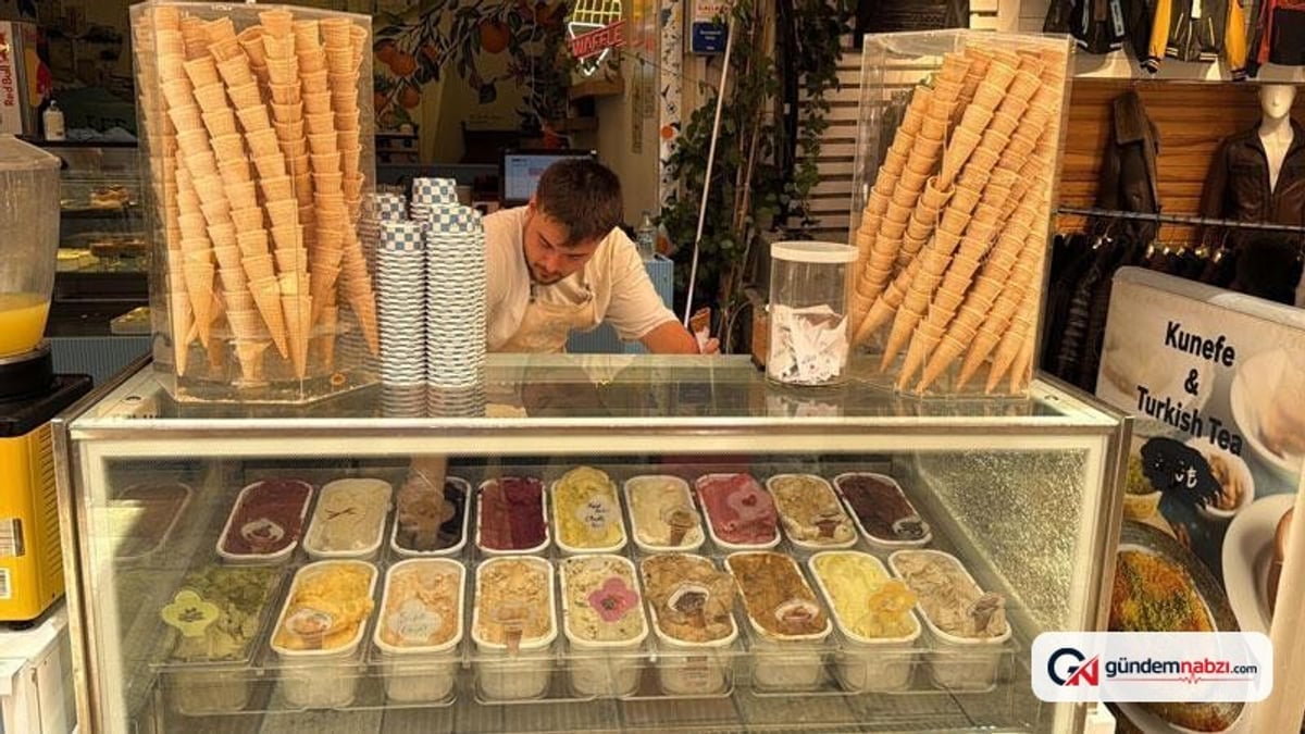 Muğla Bodrum'da dondurma fiyatları 50 ile 400 lira arasında değişiyor