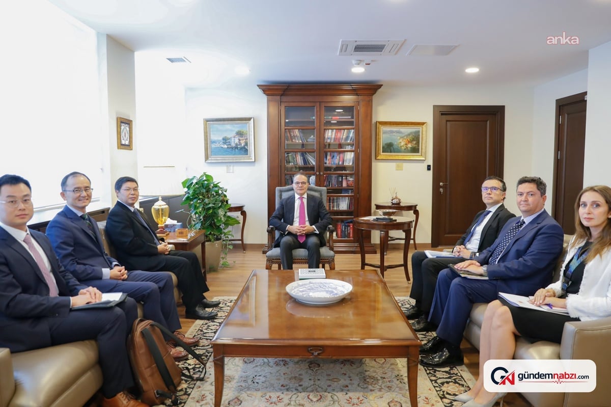 Dışişleri Bakan Yardımcısı Bozay, Çinli temsilciyi kabul etti