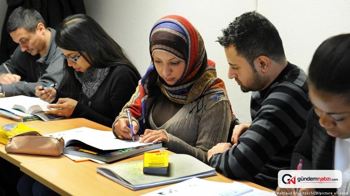 Almanya'da sığınmacılar için entegrasyon yasası 10 yaşında