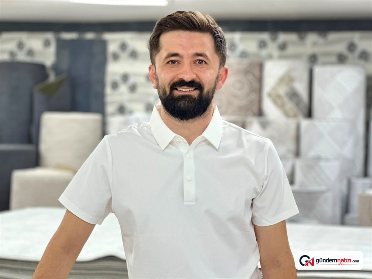 Van'da işitme engelli müşteriyle halaylı halı pazarlığı