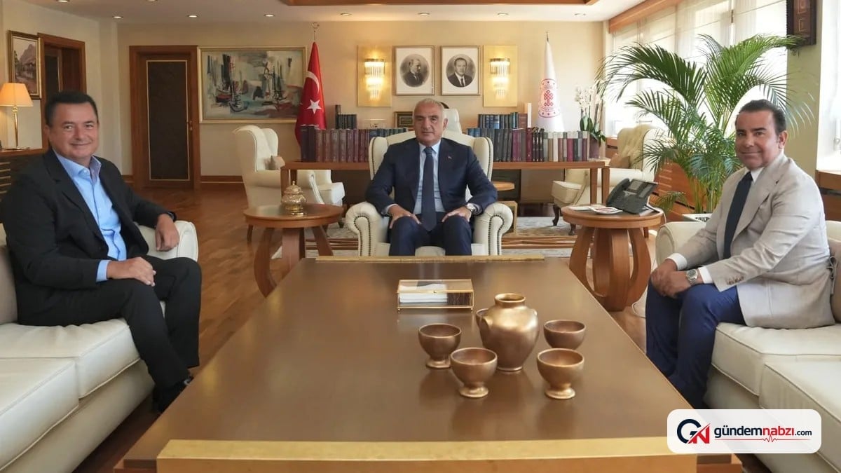 Bakan Ersoy, Acun Ilıcalı ile Kültür ve Turizm Bakanlığında bir araya geldi