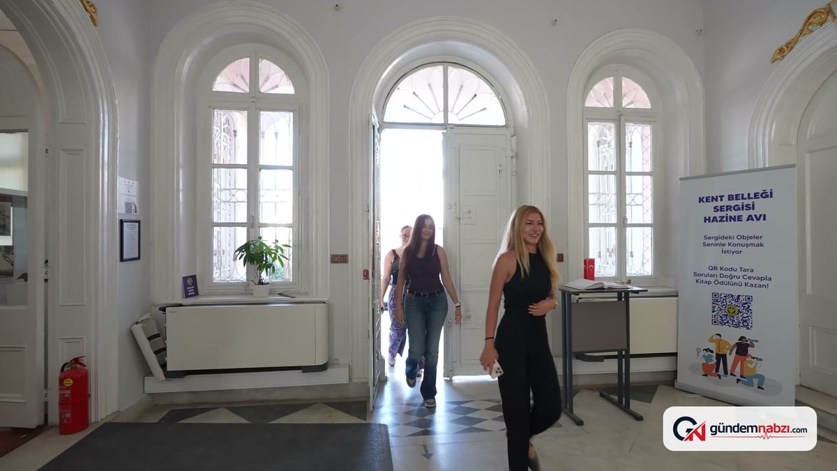 İzmir'de Buca Kent Belleği Sergisi'nde Hazine avı başladı