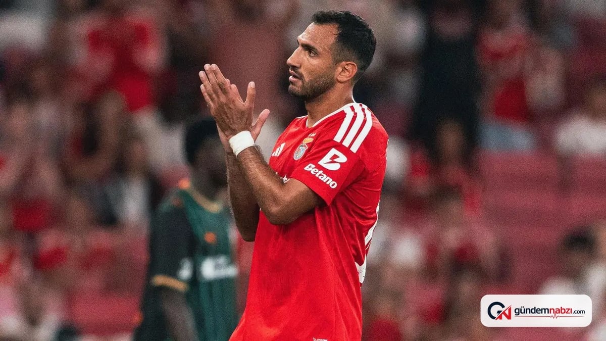 Benfica'dan Marco Silva'dan Pavlidis ve transfer açıklaması
