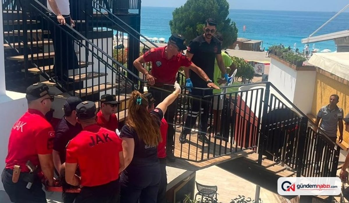 İngiliz turist ve pilotu yamaç paraşütü kazasında kurtarıldı