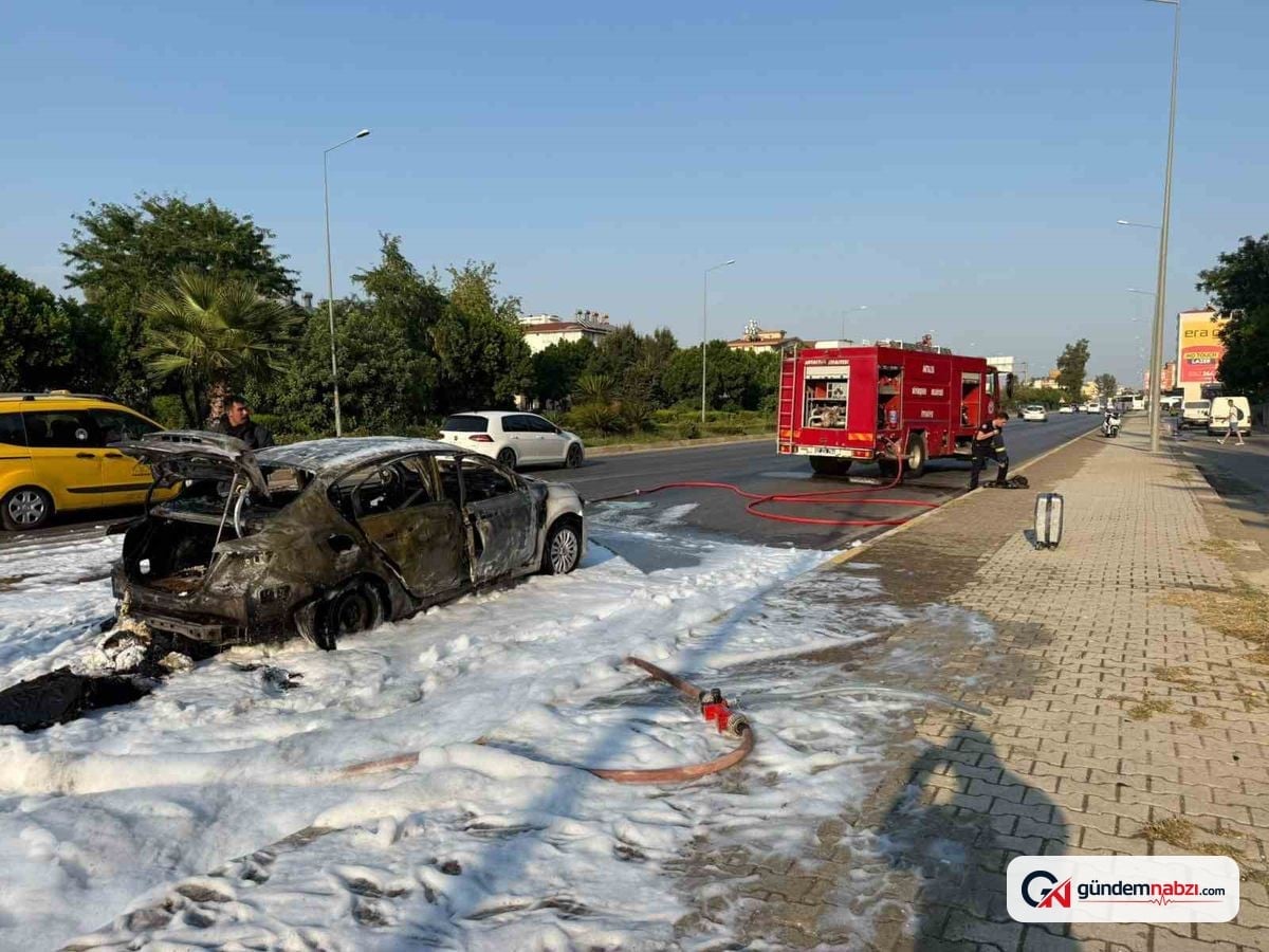 Antalya'da LPG'li otomobil alev aldı: 4 yaralı