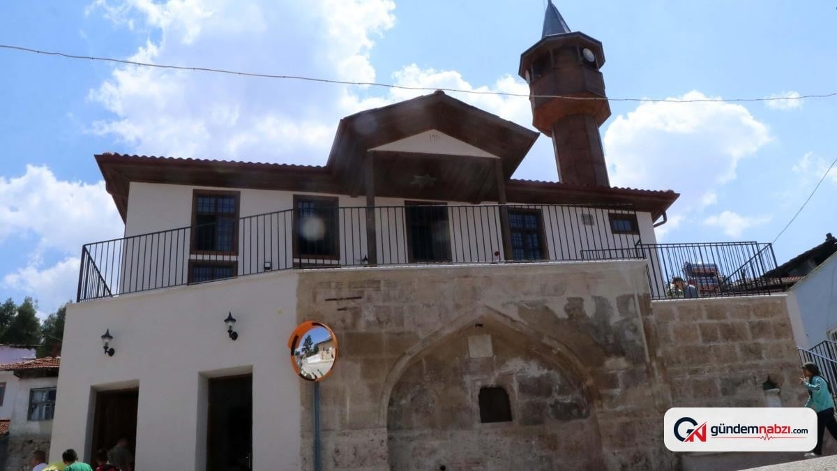 Burdur'da 1845 yapımı Hecin Dede Camii restore edilerek ibadete açıldı