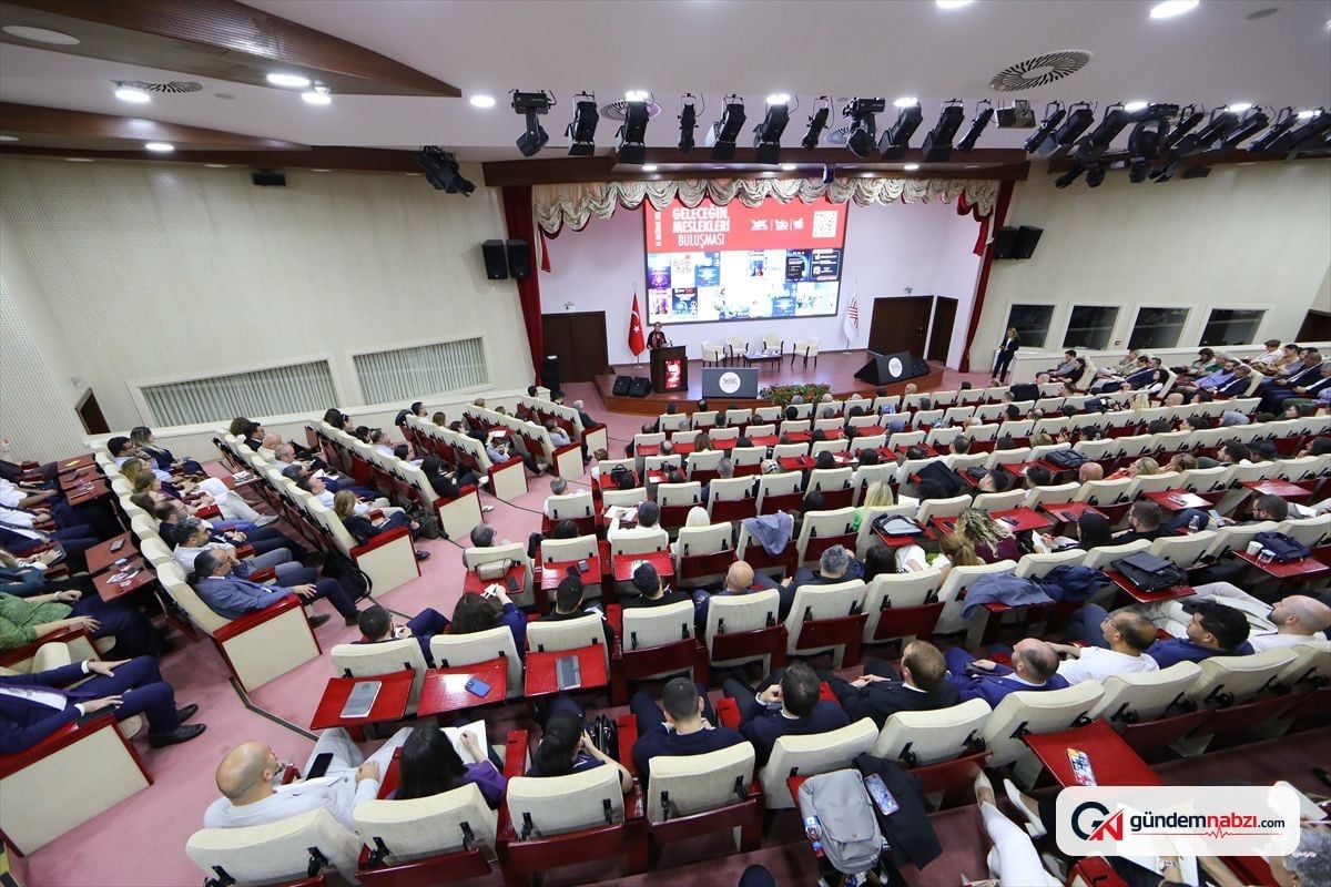 YÖK'ten Bilim Kafe ile geleceğin meslekleri buluşması