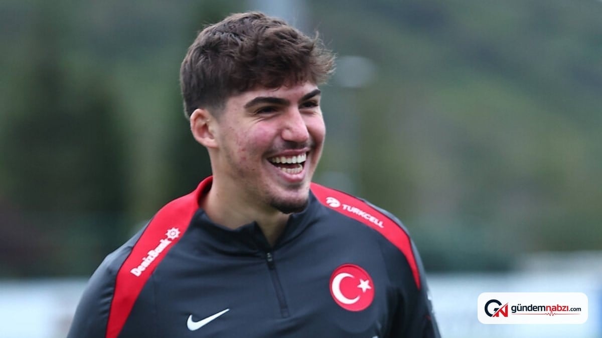 Galatasaray, savunmaya yerli oyuncu almak için iki isimle görüşüyor