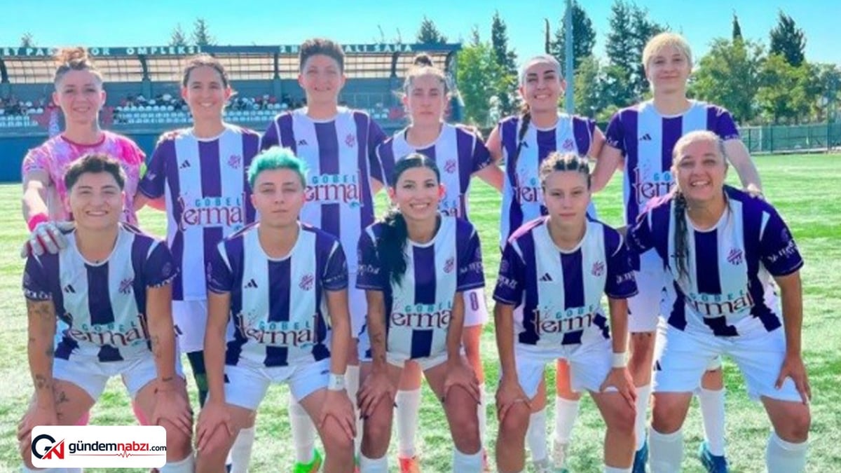 Tavşanlı Akıncılarspor kadın futbol takımı namağlup şampiyon oldu