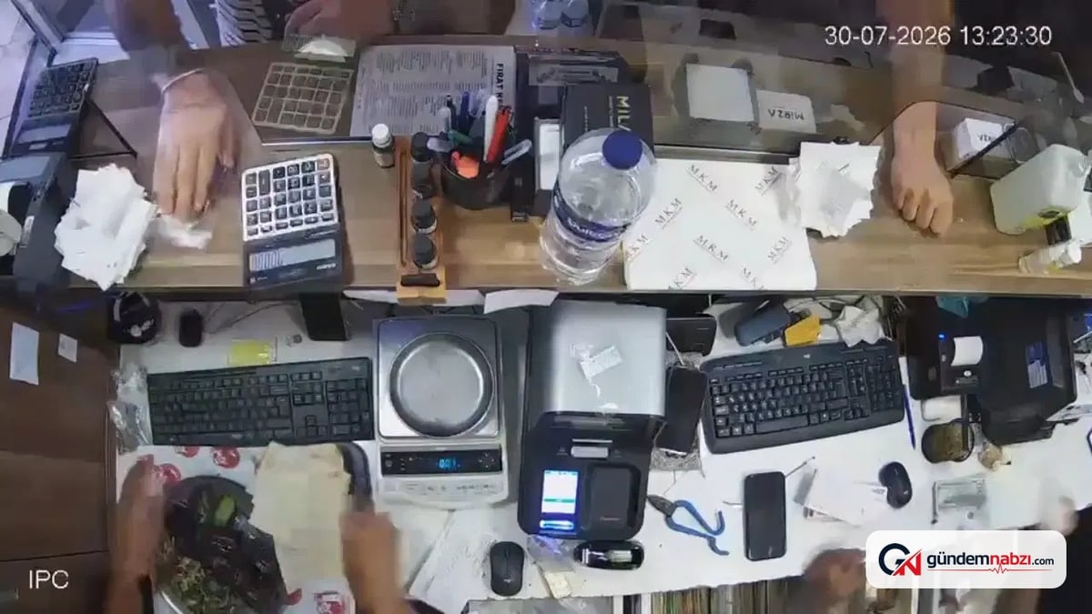 Döviz bürosundan 9 milyon lira değerinde altın çaldı, tutuklandı