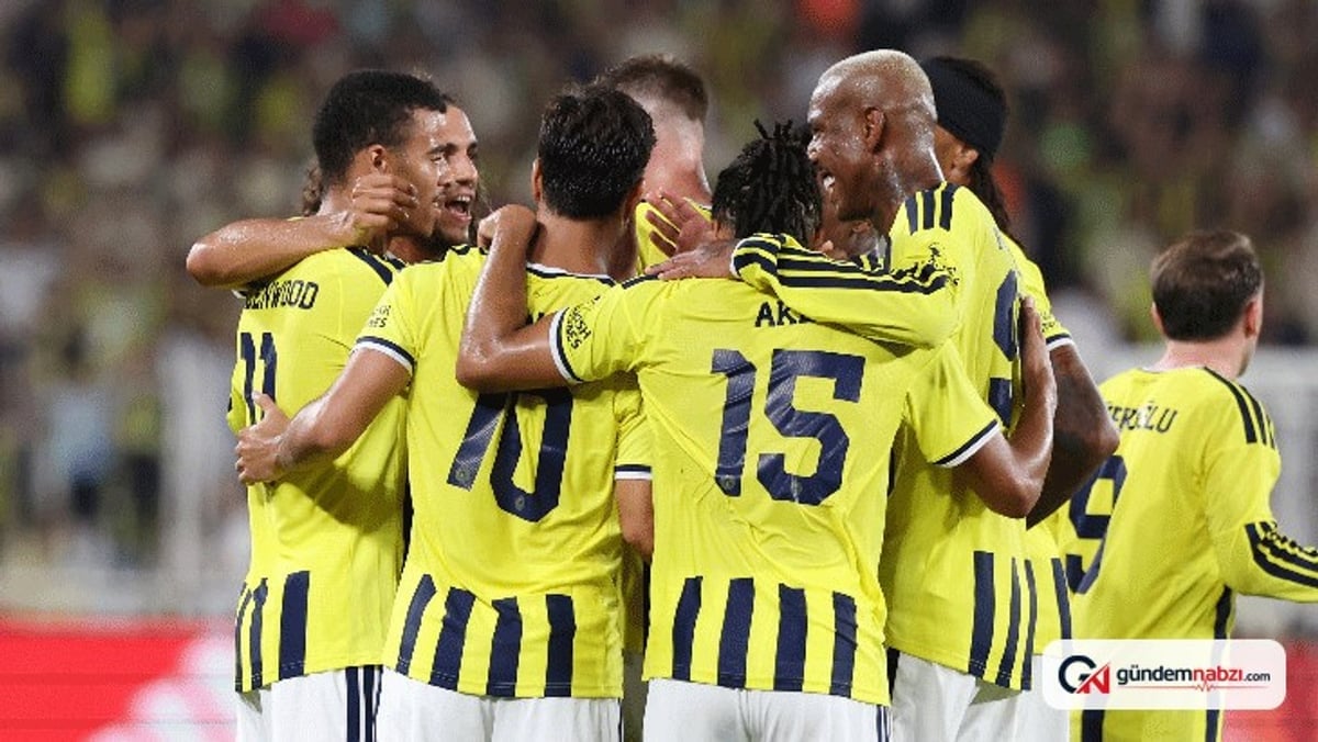Fenerbahçe'de kadro değişikliği: 3 oyuncuyla yollar ayrılıyor