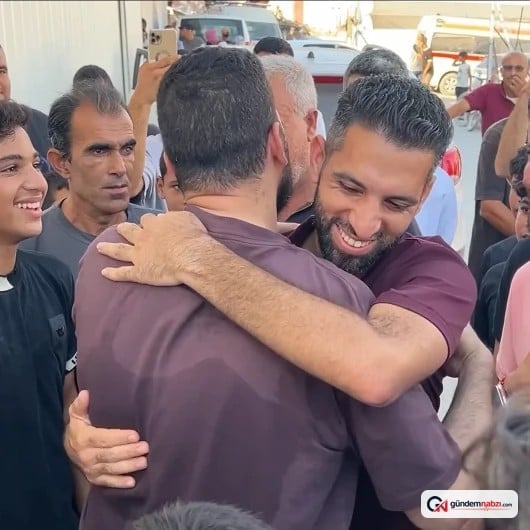 Serbest bırakılan Filistinli tutsaklar Han Yunus'ta karşılandı