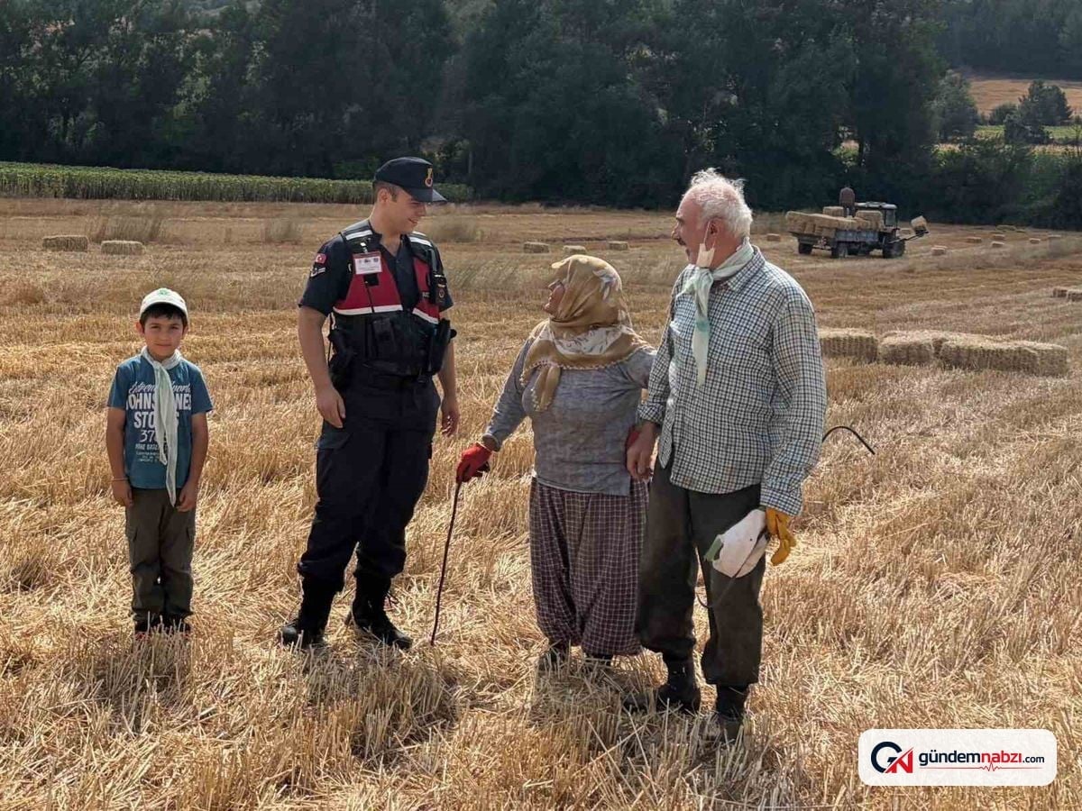 Bilecik'te biçerdöver operatörlerine tarla yangını uyarısı