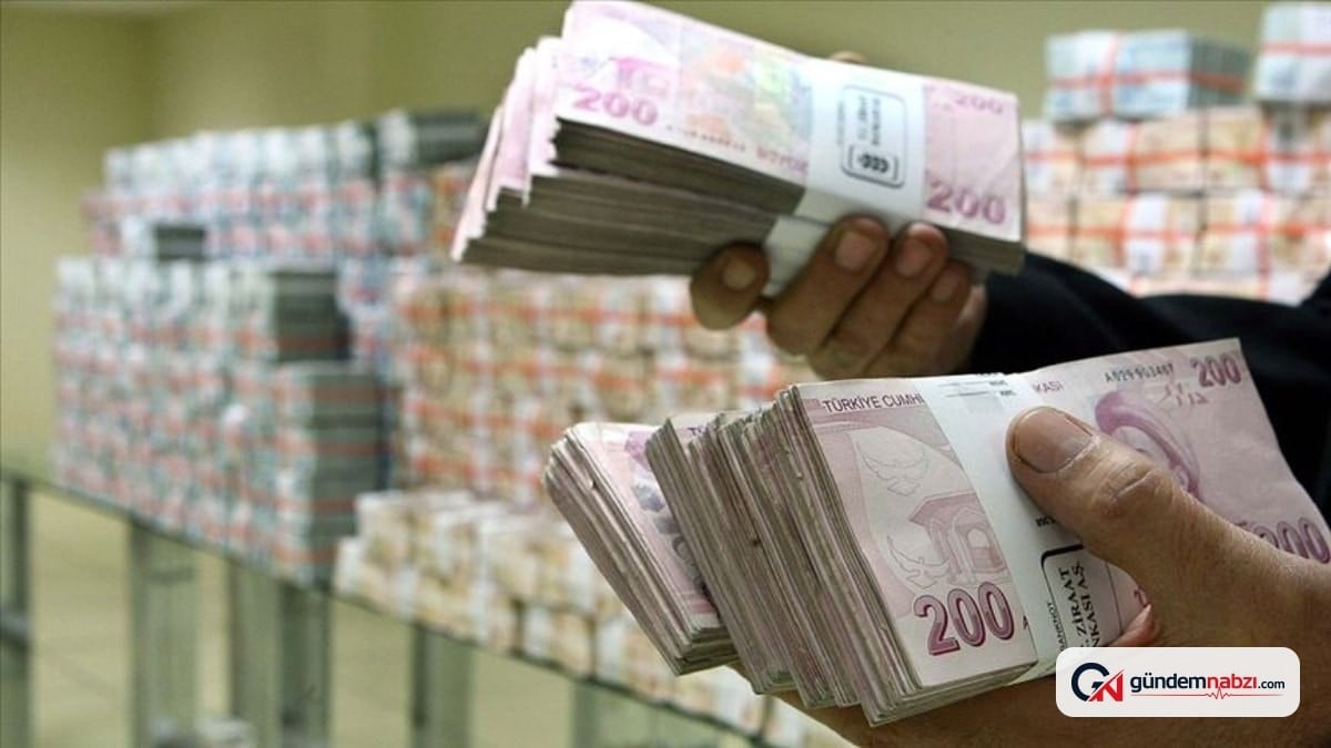Aylık en yüksek reel getiri mevduat faizinden kaynaklandı