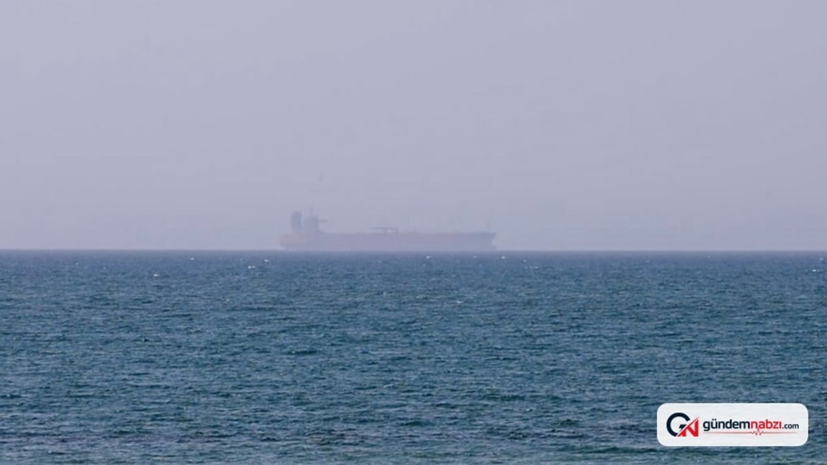 UKMTO, Umman Körfezi'nde tanker ile askeri güçler arasında olay raporladı