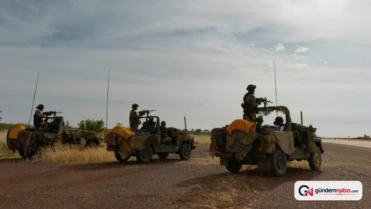 Mali'de askeri üsse düzenlenen saldırıda 50'den fazla terörist öldürüldü