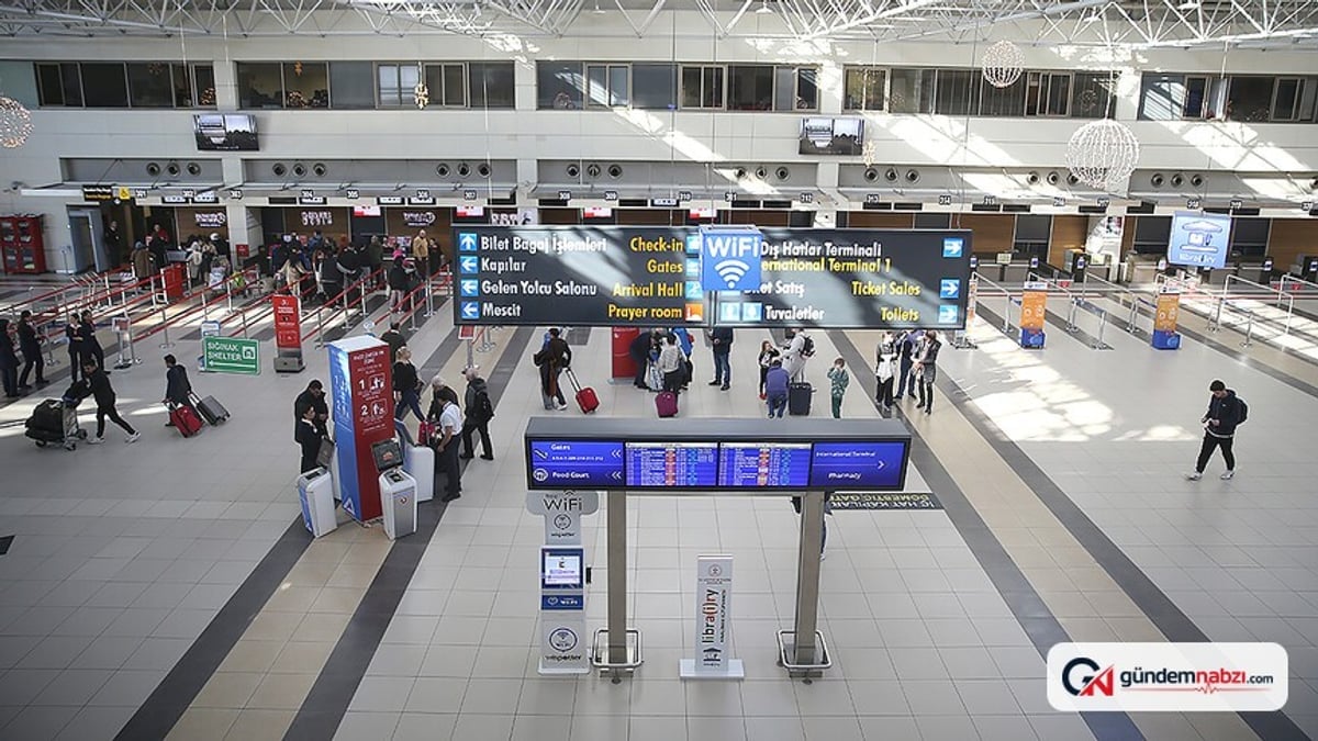 Antalya Havalimanı'nda 7 ayda 19 milyondan fazla yolcu ağırlandı