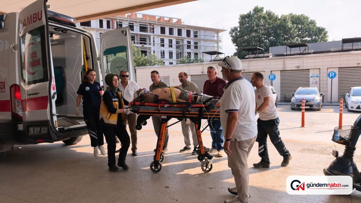 Bursa'da uçuruma yuvarlanan traktörün sürücüsü ağır yaralandı