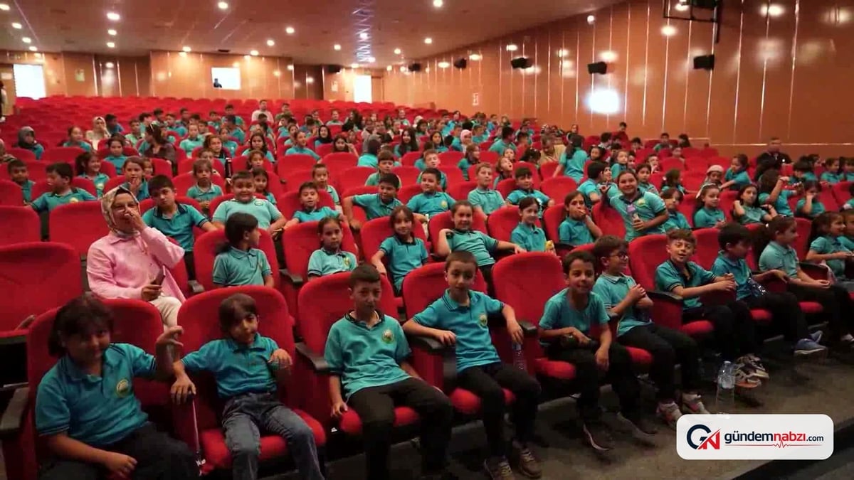 Mersin Şehir tiyatrosu 25. sanat sezonunu tamamladı