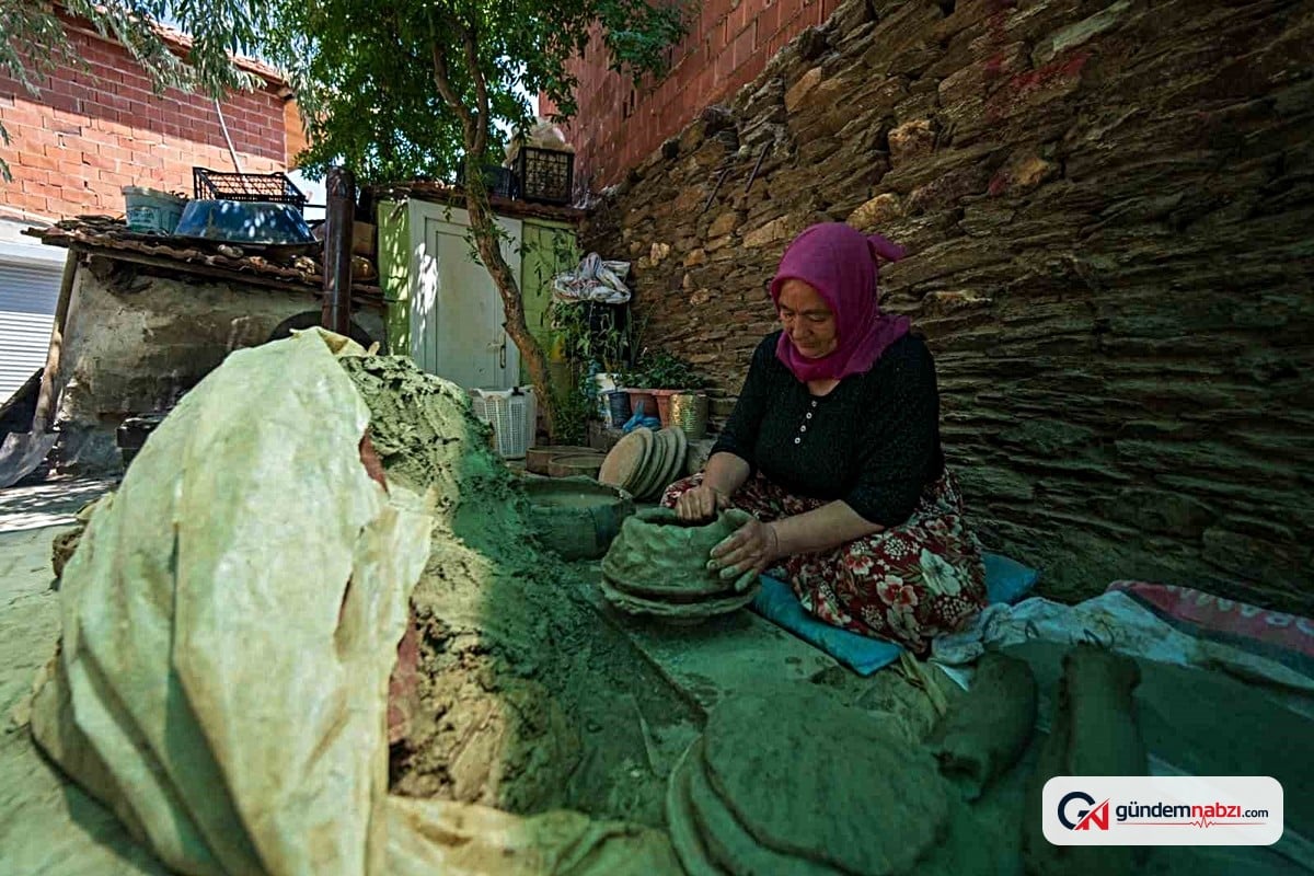 Gökeyüp'te çömlekçilik geleneği devam ediyor
