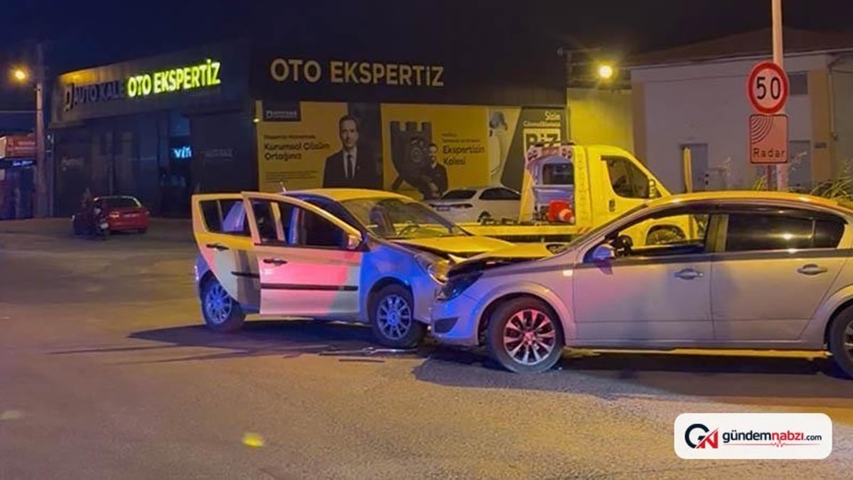 Osmaniye'de iki otomobil çarpıştı: 4 kişi yaralandı