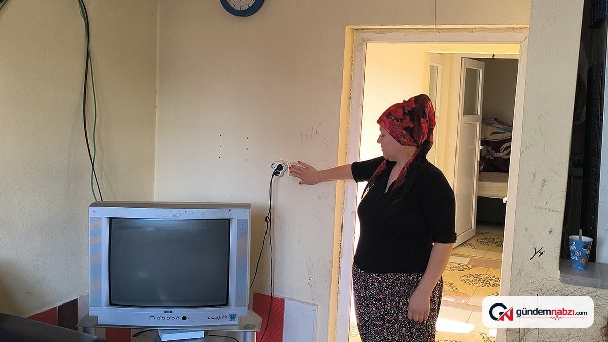 Osmaniye'de Aile elektrik kesintisiyle zor durumda