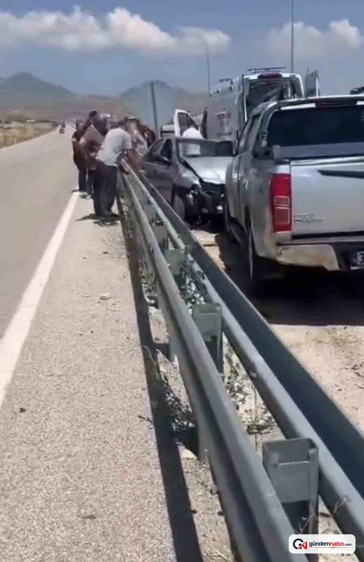 Kayseri'de otomobil ile kamyonet çarpıştı: 1 ölü