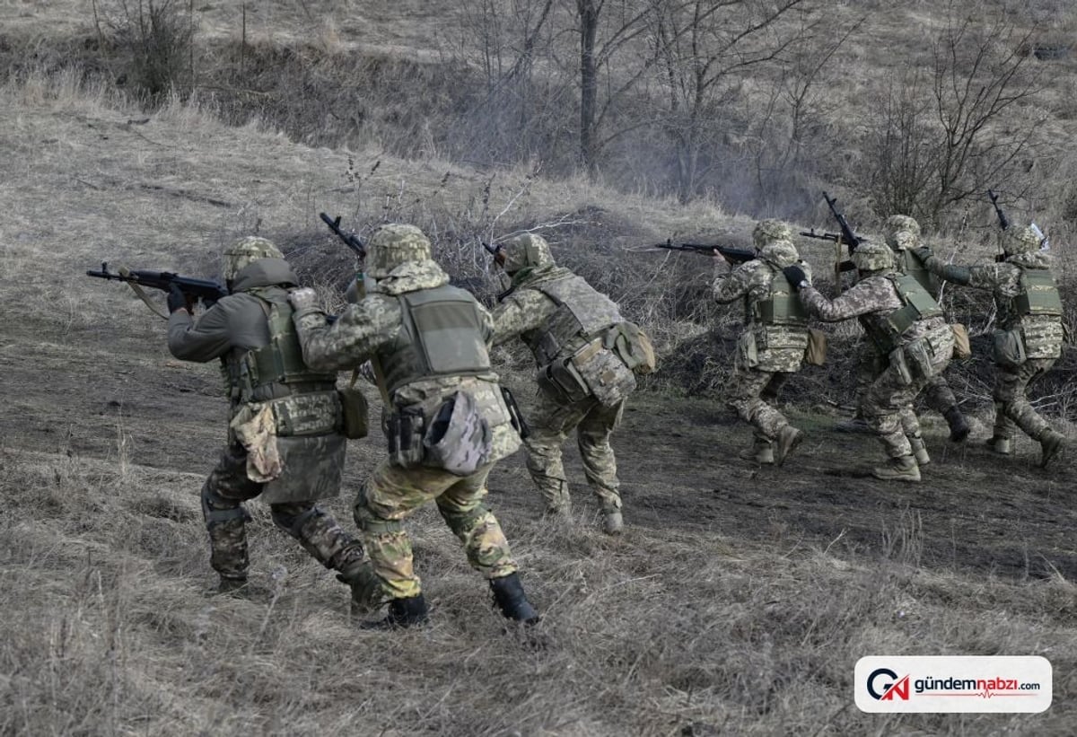 Ukrayna'nın Skelia alayı Azov komutasına bağlandı