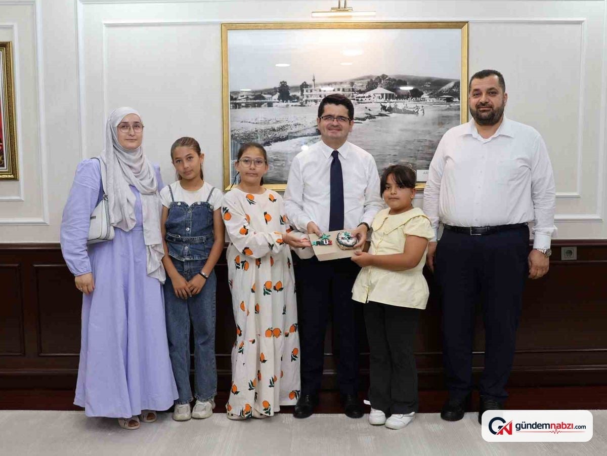Hatay'da Kur'an Kursu öğrencilerinden Filistin'e yardım