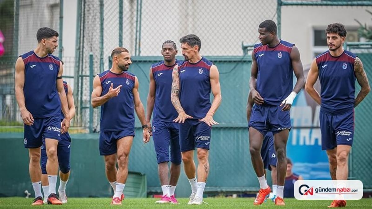 Trabzonspor, Kasımpaşa maçı için İstanbul'a gitti