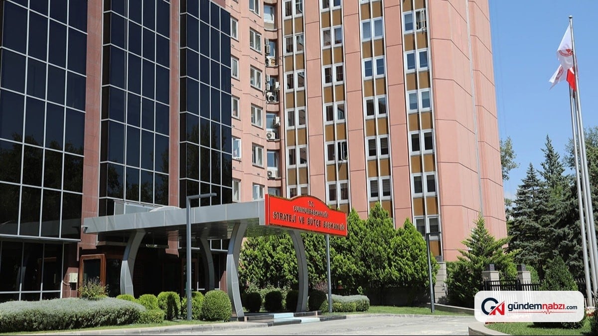 Kamuda yurt dışı görevlerine giden personel sayısı 13 bin 738'e ulaştı
