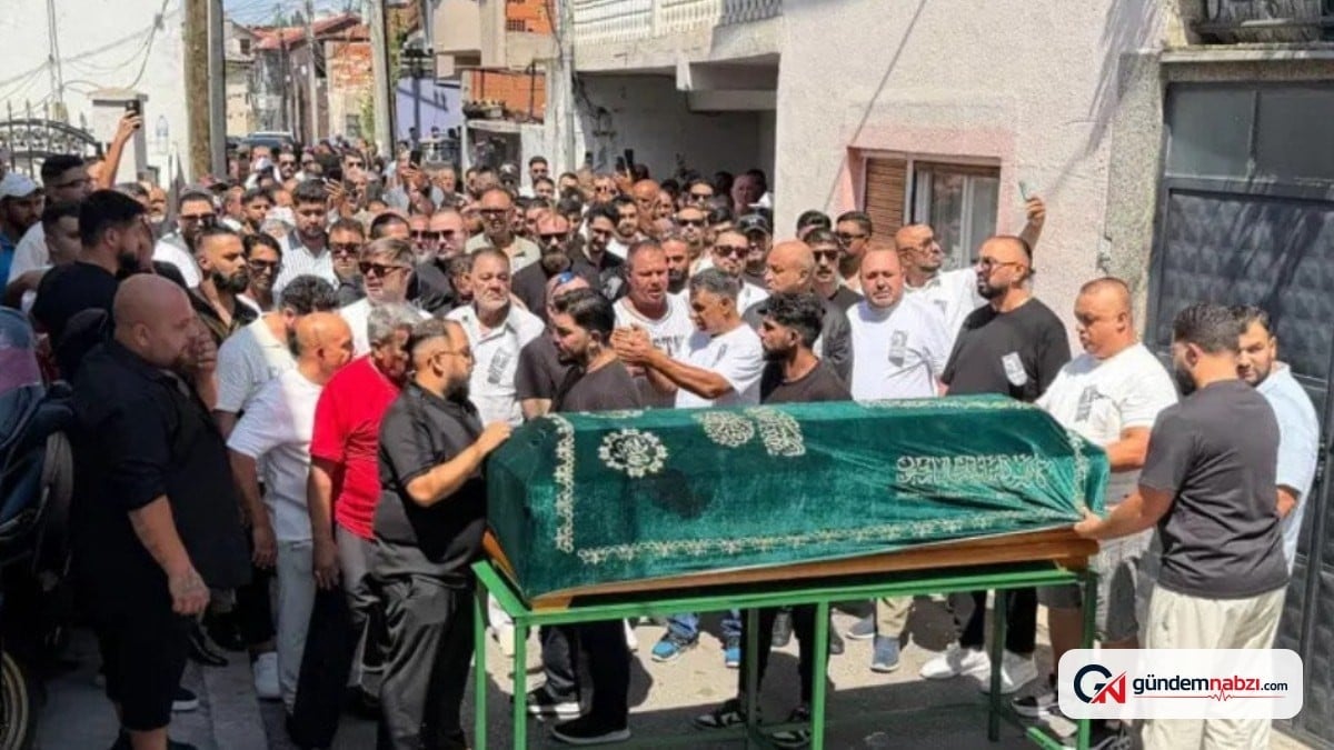 Cansever'in cenazesine Türkiye'den üç sanatçı katıldı