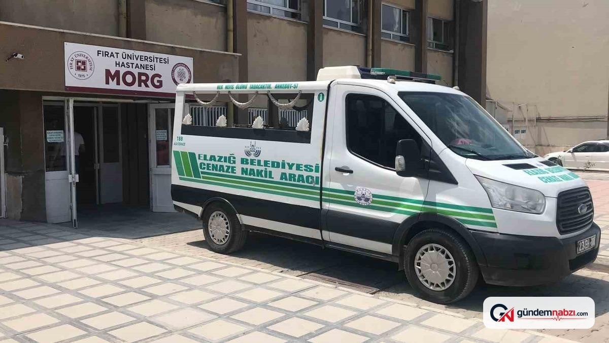 Elazığ'da motosiklet yayaya çarptı: 1 sürücü öldü, 1 yaya yaralı